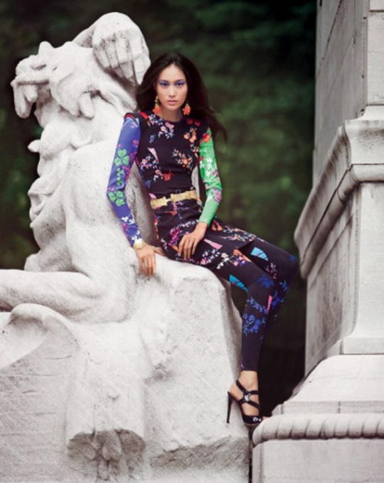 versace-x-hm-vogue-random-06-540x678